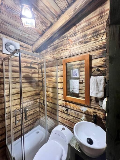Photo of Bathroom in La Joya