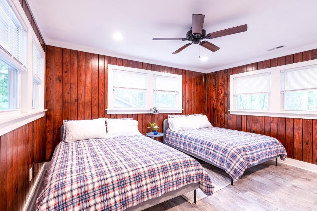 Photo of Bedroom in Pisgah Forest