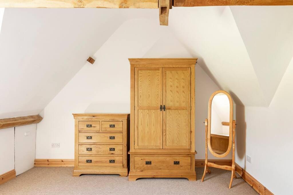 Photo of Others in Kemeys Commander