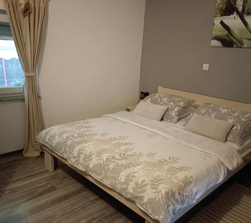 Photo of Bedroom in Catrnja
