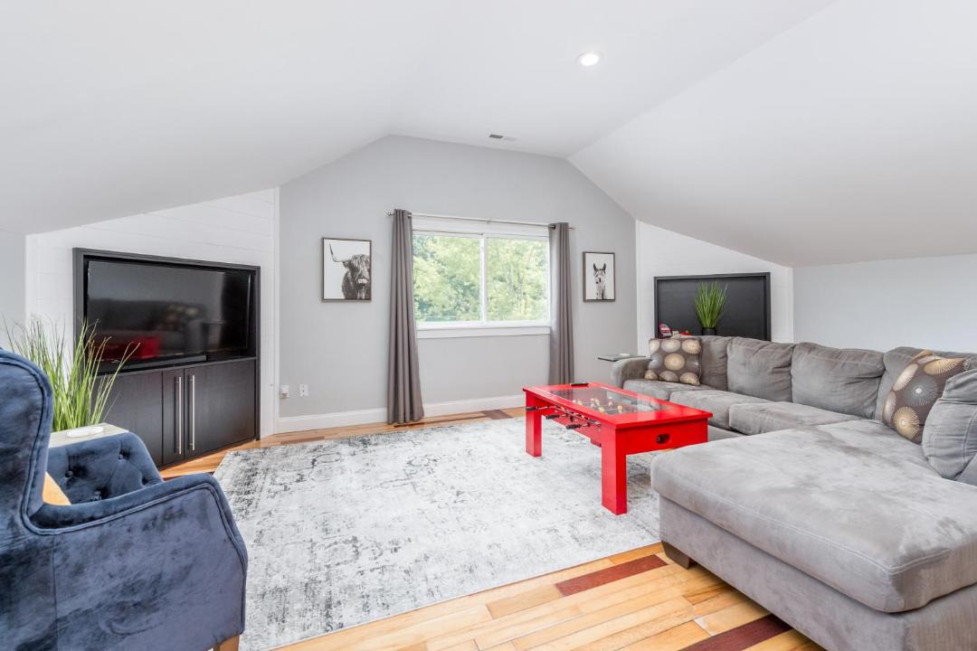Photo of Livingroom in Swannanoa