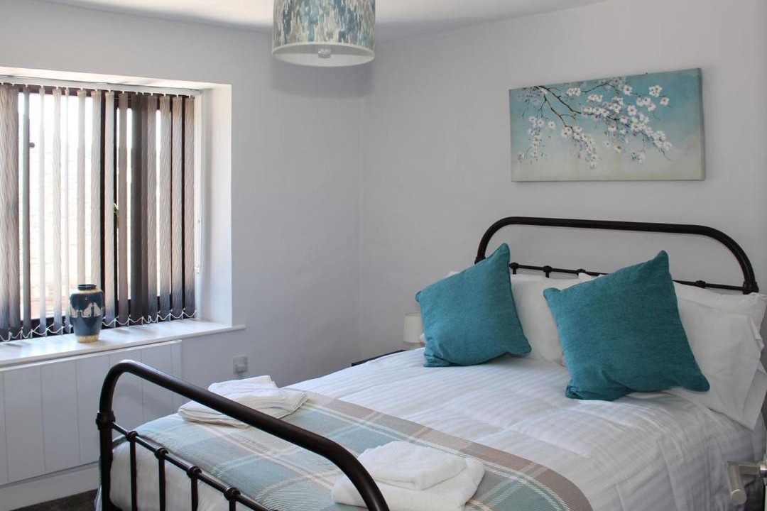 Photo of Others in High Newton