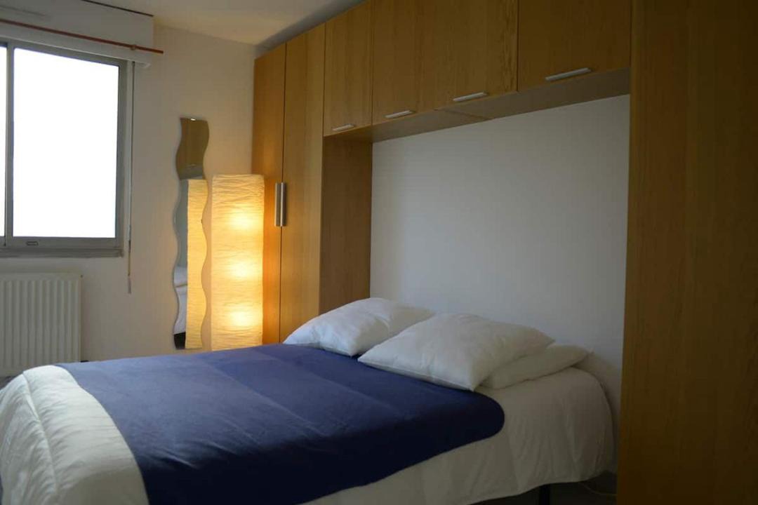 Photo of Bedroom in Antigone