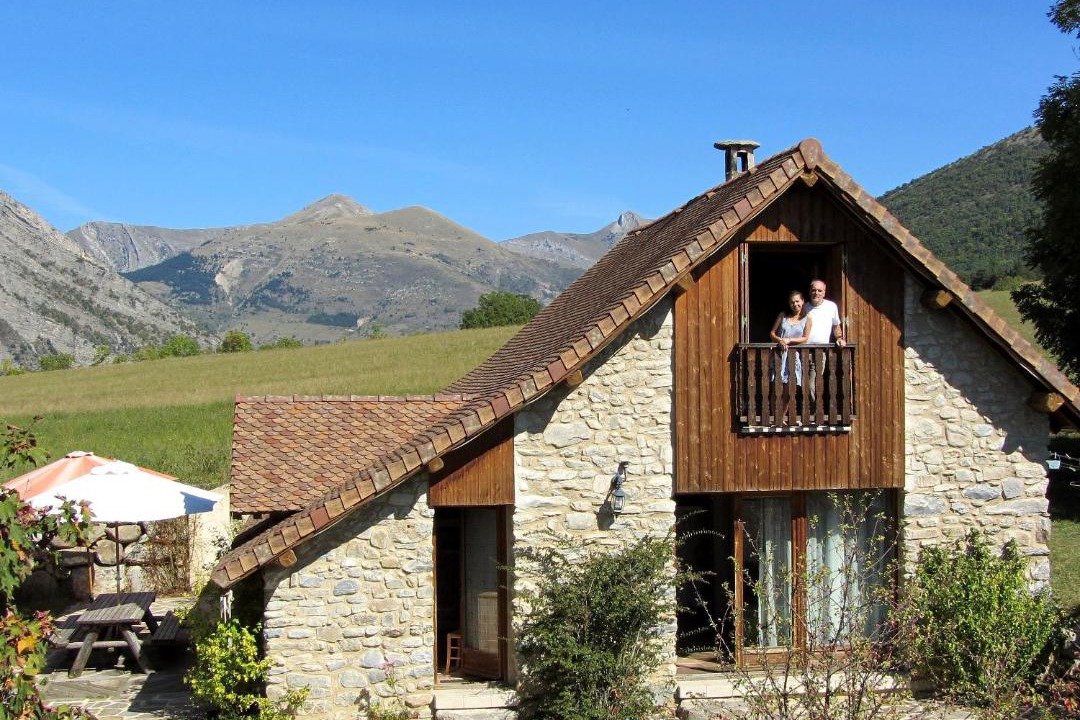 Photo of Buildings in La Roche-des-Arnauds