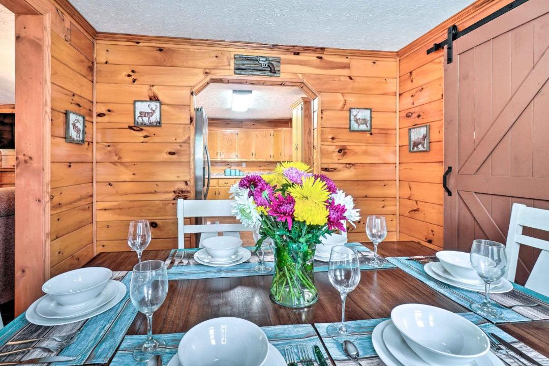 Photo of Others in Jamestown