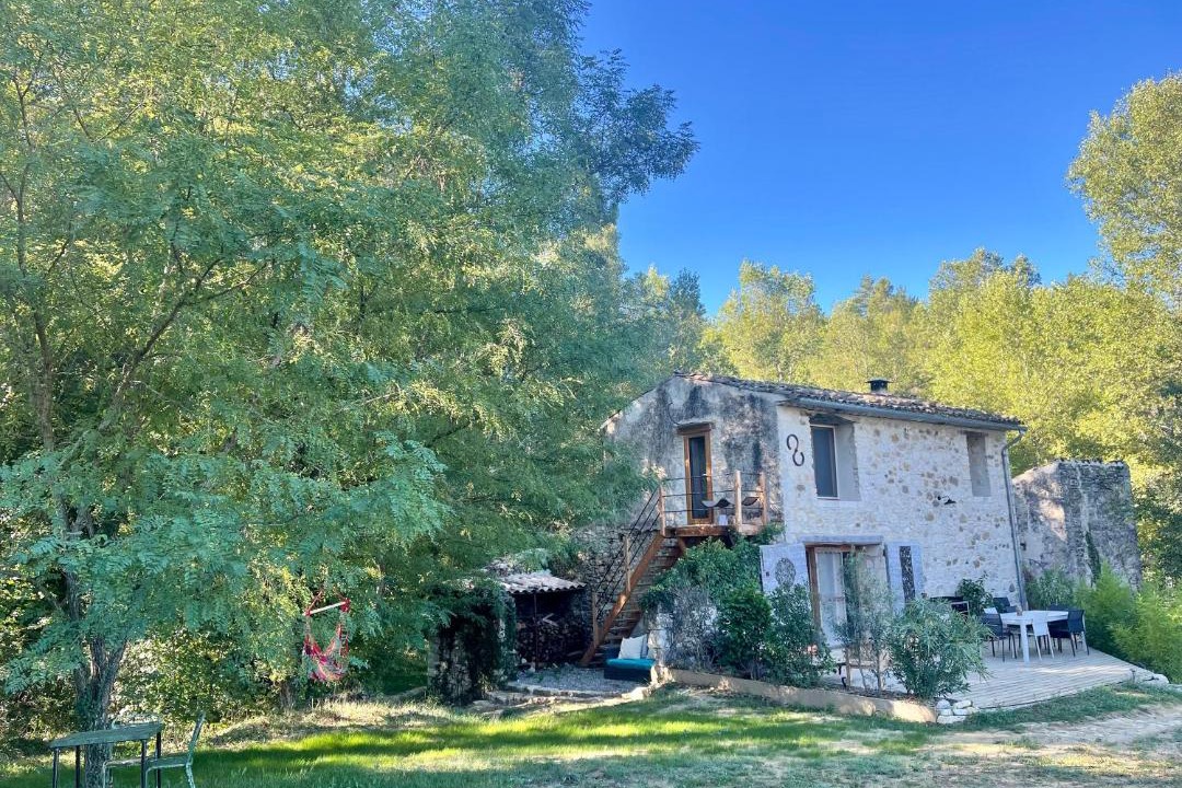 Photo of Others in Rustrel