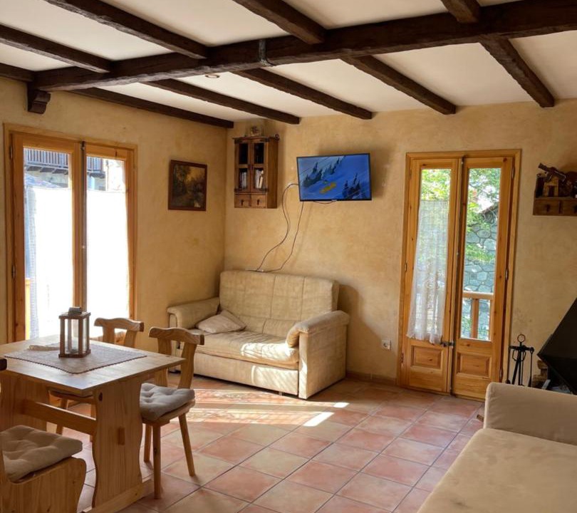 Photo of Livingroom in Setcases