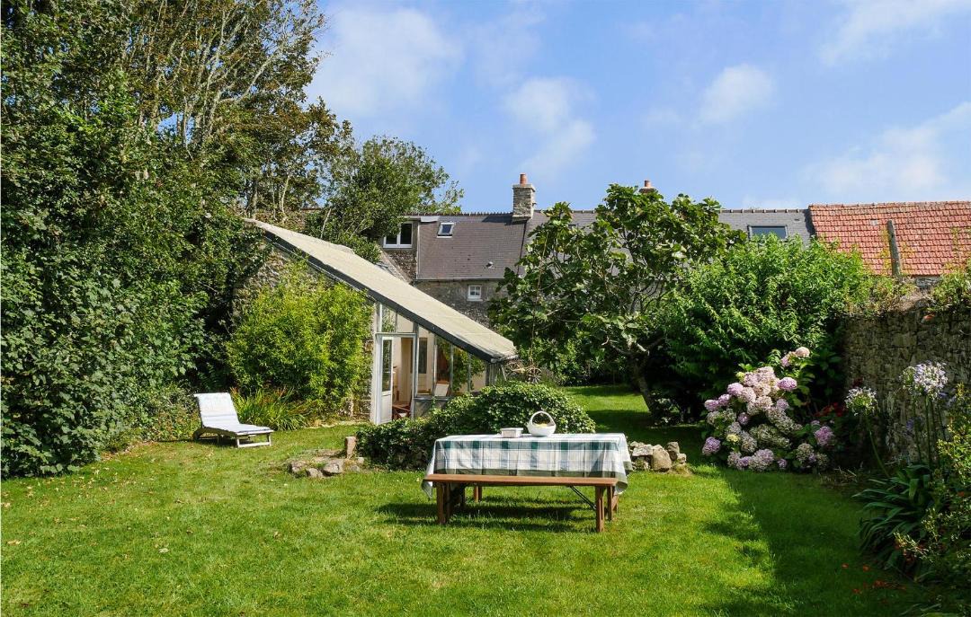 Photo of Others in Saint-Germain-des-Vaux