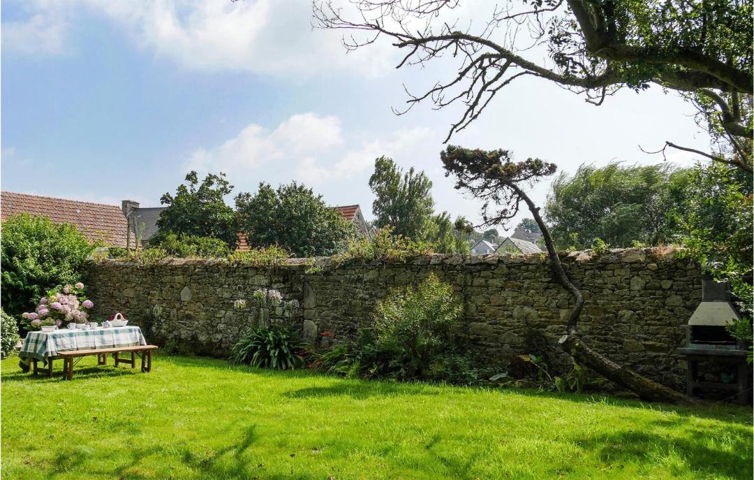 Photo of Others in Saint-Germain-des-Vaux