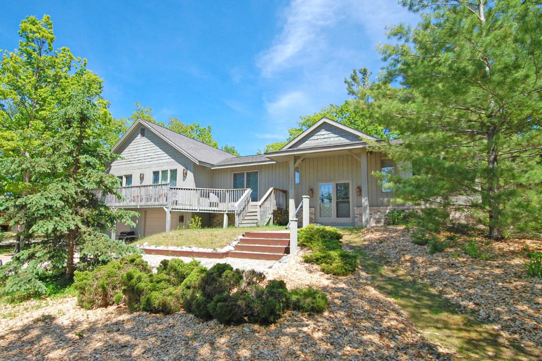 Photo of Buildings in Glen Arbor