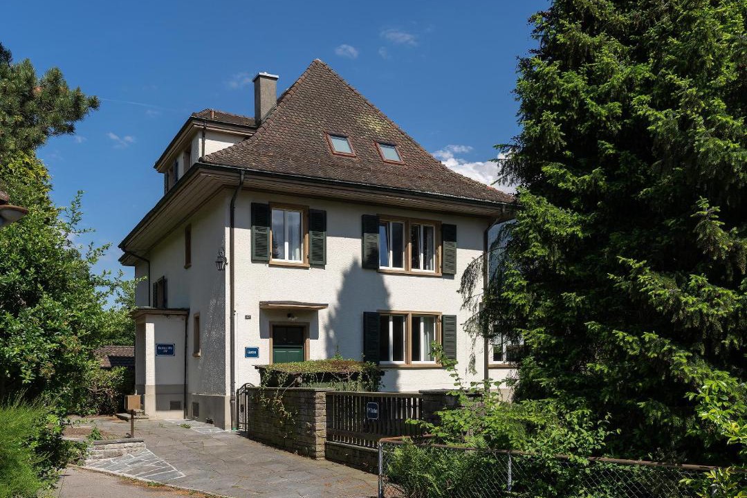 Photo of Others in Central Interlaken