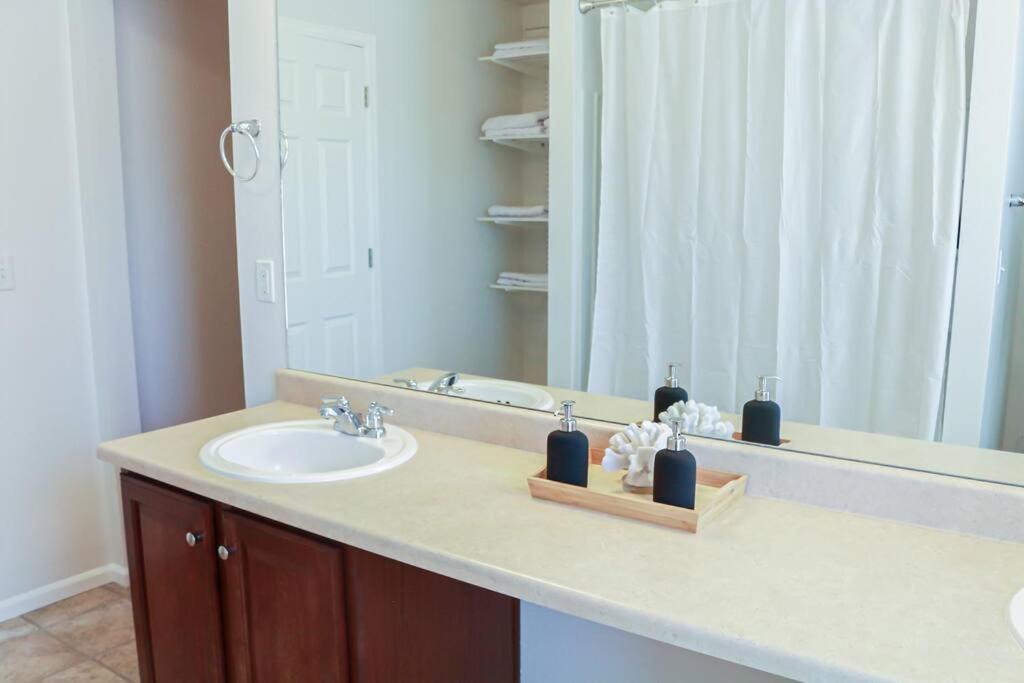 Photo of Bathroom in Green Valley Ranch
