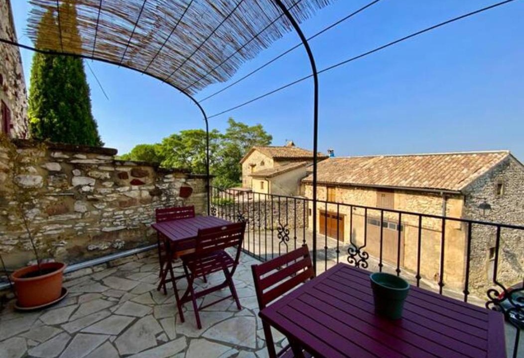 Photo of Patio Balcony in Pouzilhac