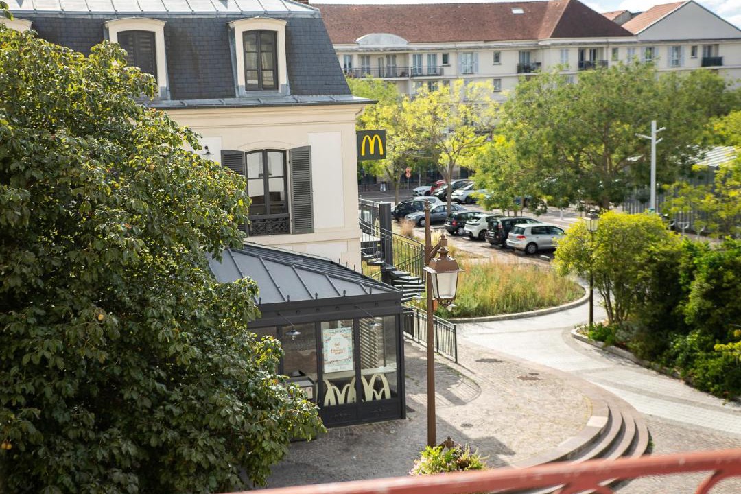Photo of Buildings in Mantes-la-Jolie