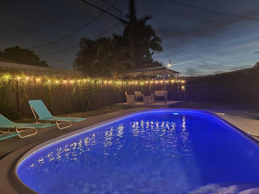 Photo of Outdoor in Sunrise