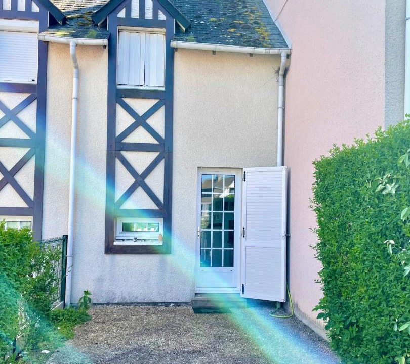 Photo of Buildings in Courseulles-sur-Mer