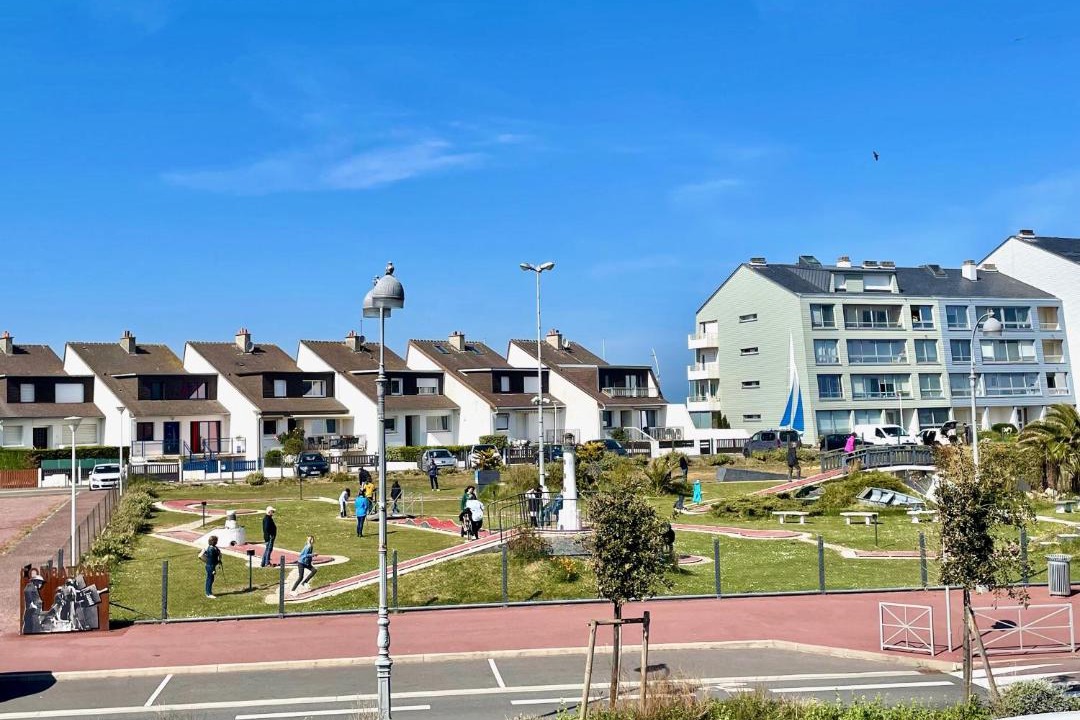 Photo of Buildings in Courseulles-sur-Mer