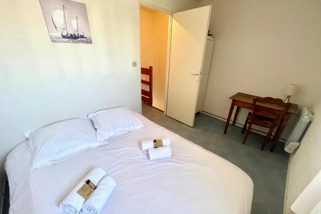 Photo of Bedroom in Courseulles-sur-Mer