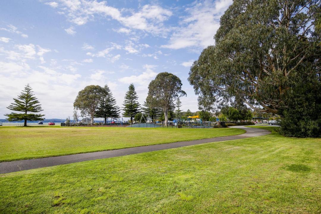 Photo of Others in Batehaven