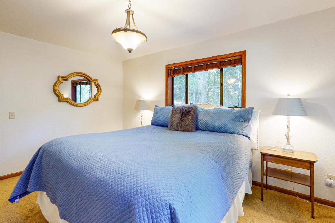 Photo of Bedroom in Cazadero