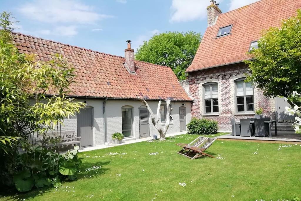 Photo of Buildings in Herzeele