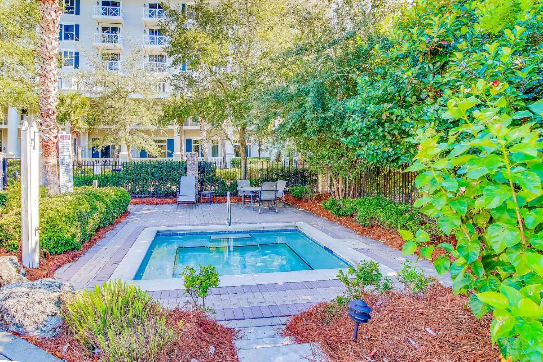 Photo of Others in Baytowne Wharf