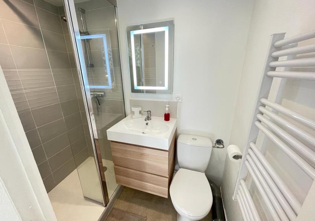 Photo of Bathroom in Besancon Old Town