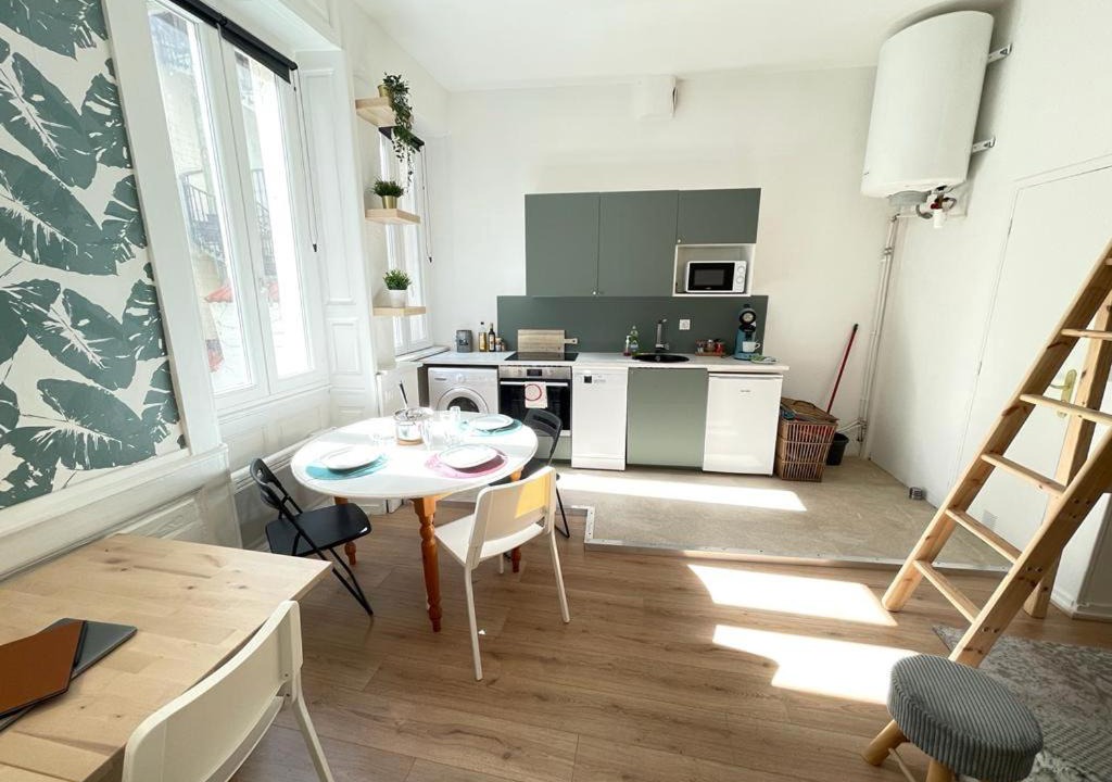 Photo of Livingroom in Besancon Old Town