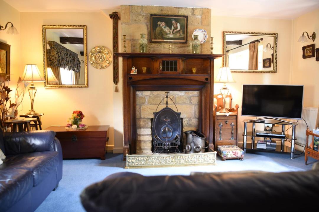 Photo of Livingroom in Broadway