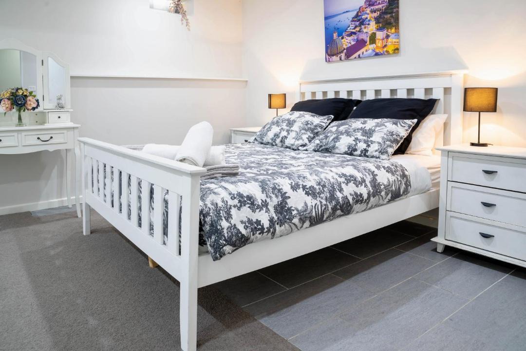 Photo of Others in Black Hill