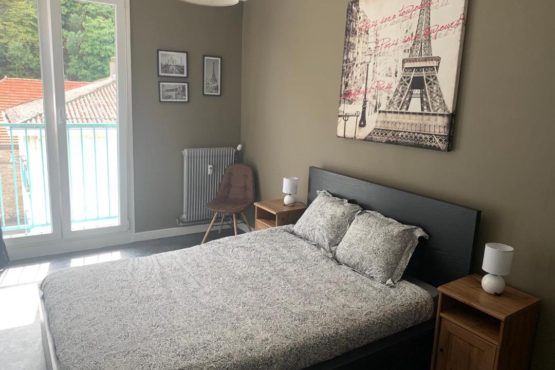 Photo of Bedroom in Givet