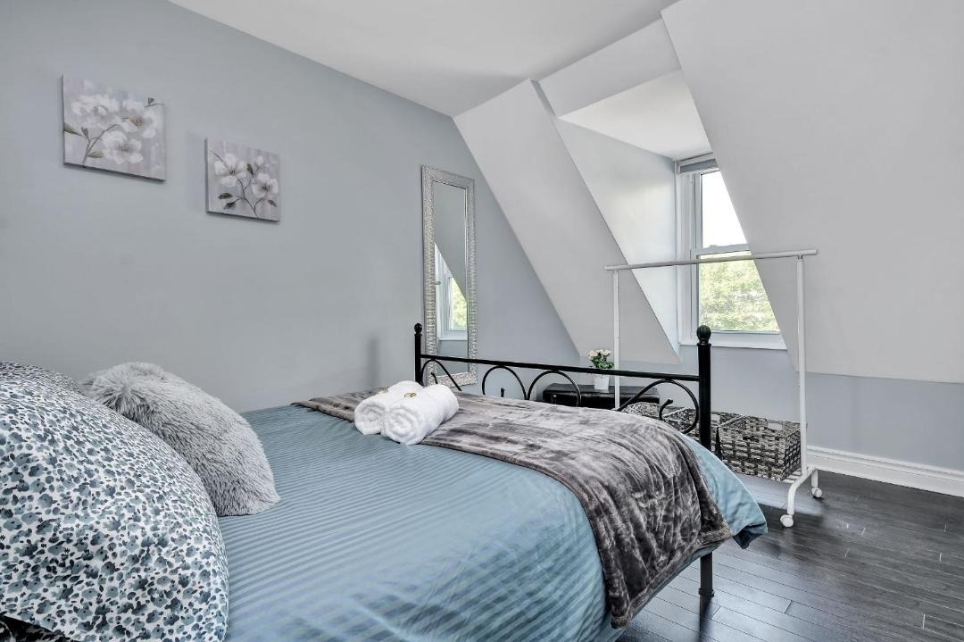 Photo of Bedroom in Centretown West