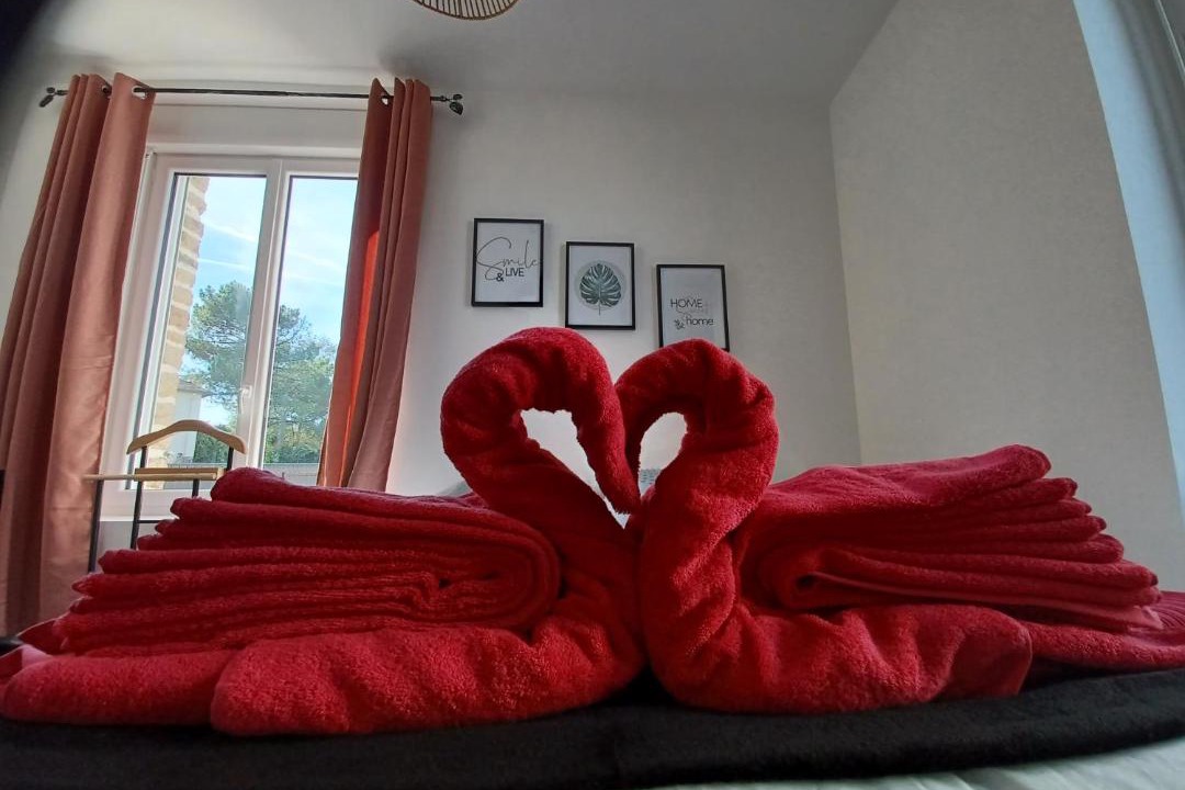 Photo of Bedroom in Ernee