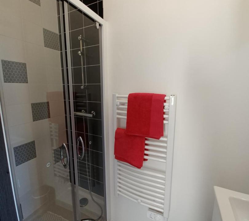 Photo of Others in Ernee