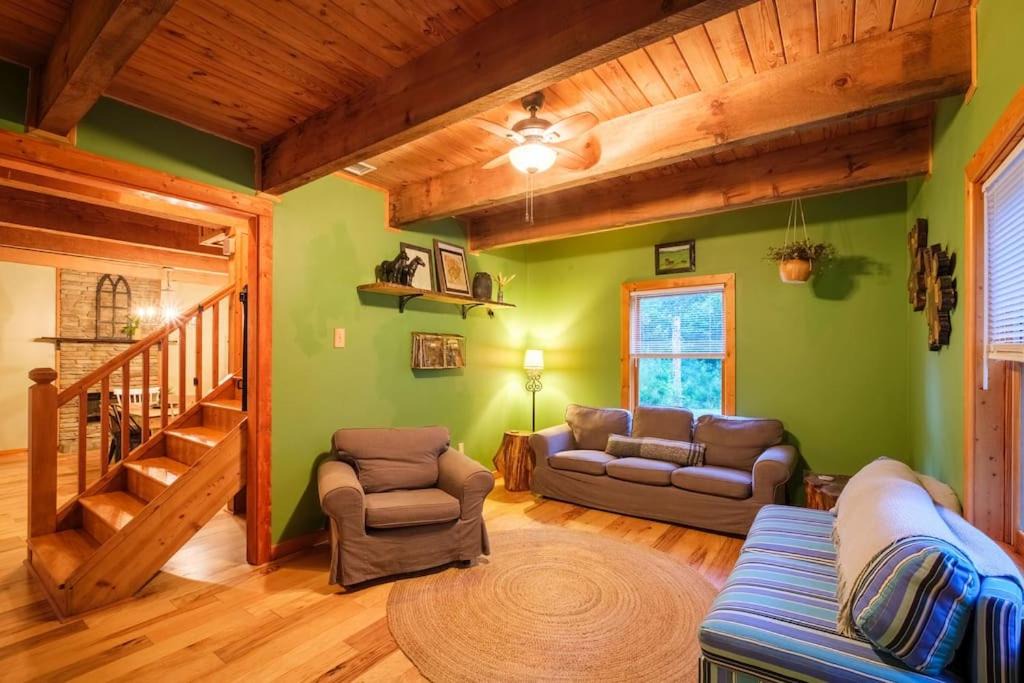 Photo of Others in Ellijay