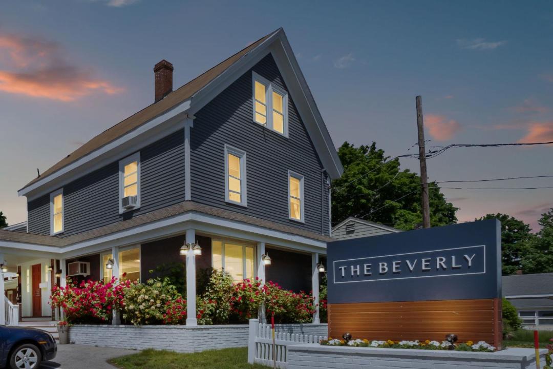 Photo of Others in Beverly