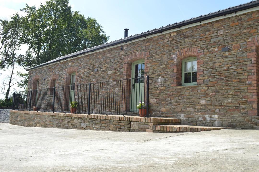 Photo of Buildings in Mawr