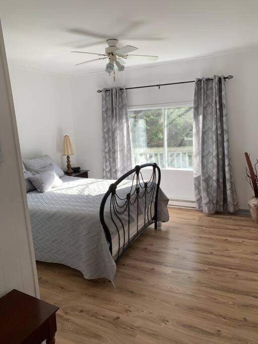 Photo of Bedroom in St-Adolphe-d'Howard