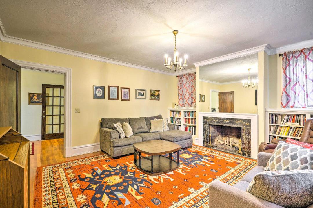 Photo of Livingroom in Olean