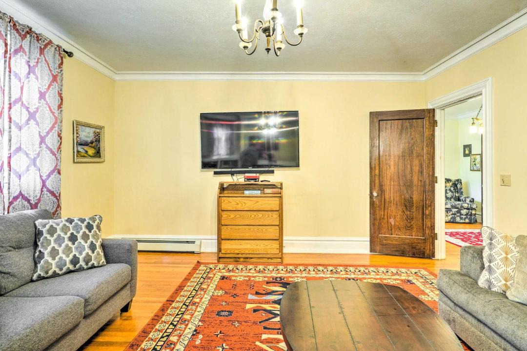 Photo of Livingroom in Olean