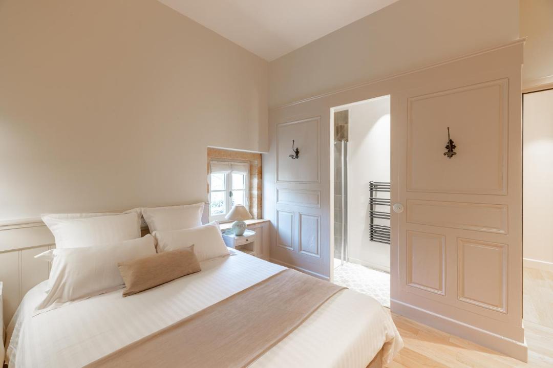 Photo of Others in Blace