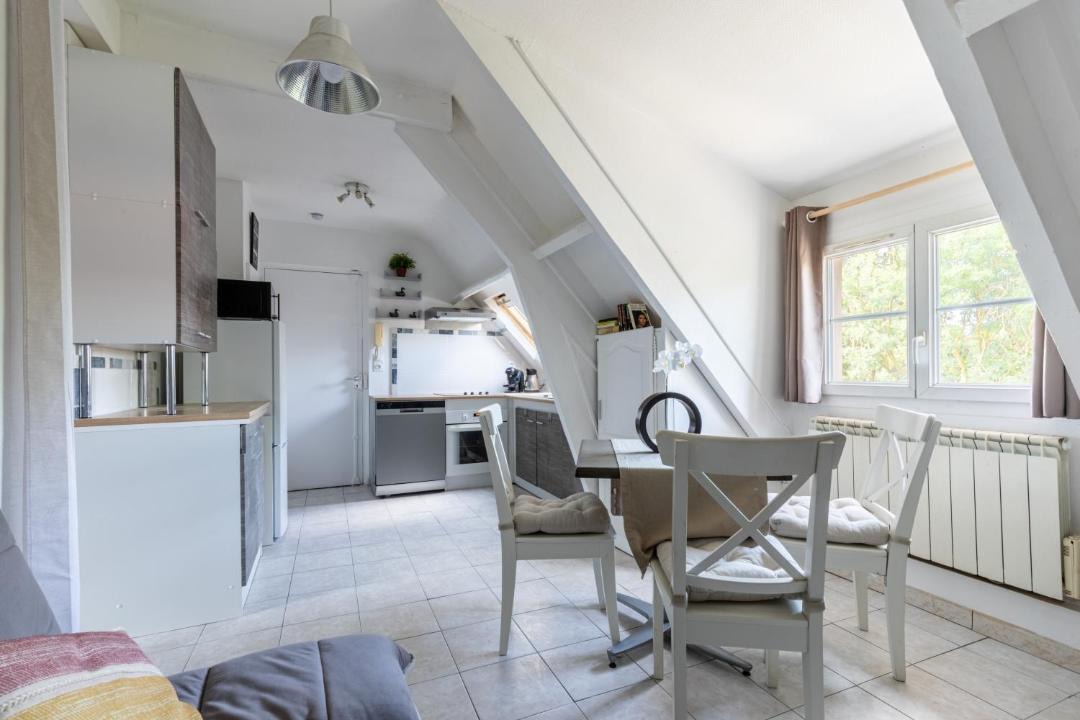 Photo of Livingroom in Bennecourt