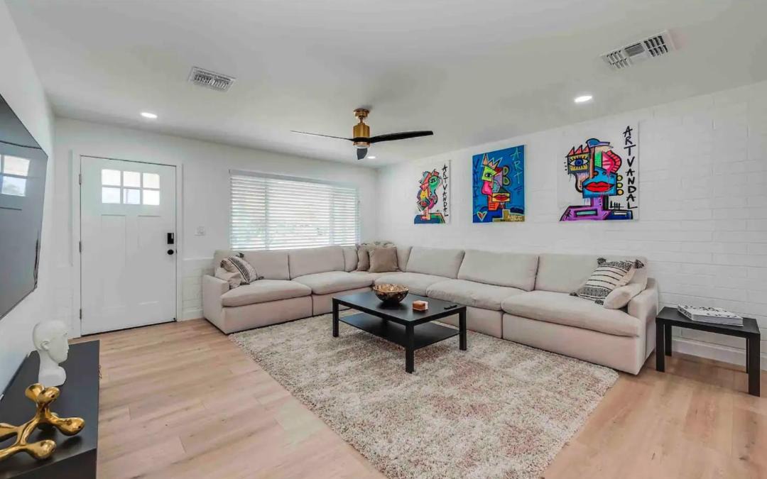 Photo of Livingroom in Melrose Village