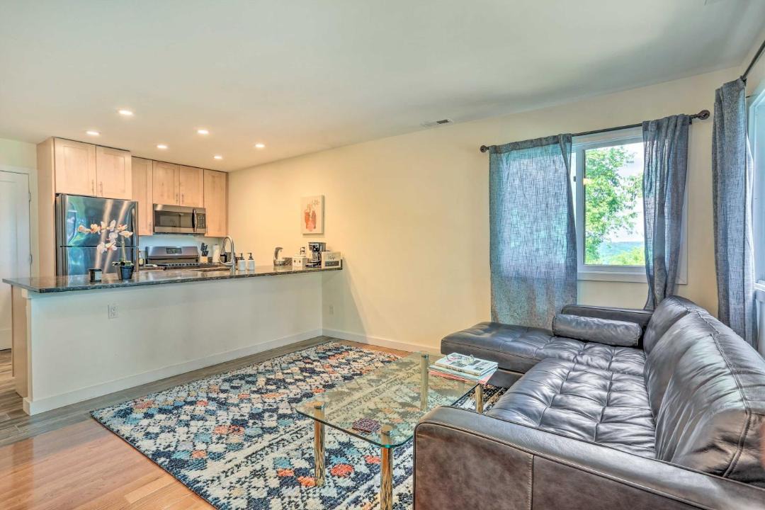 Photo of Livingroom in Vernon