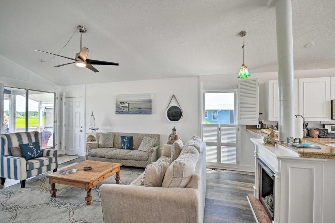 Photo of Livingroom in Murrells Inlet
