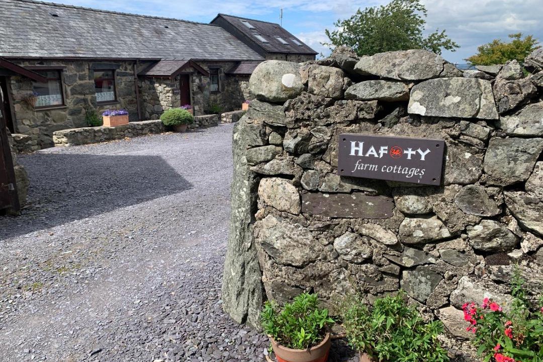 Photo of Buildings in Dinas