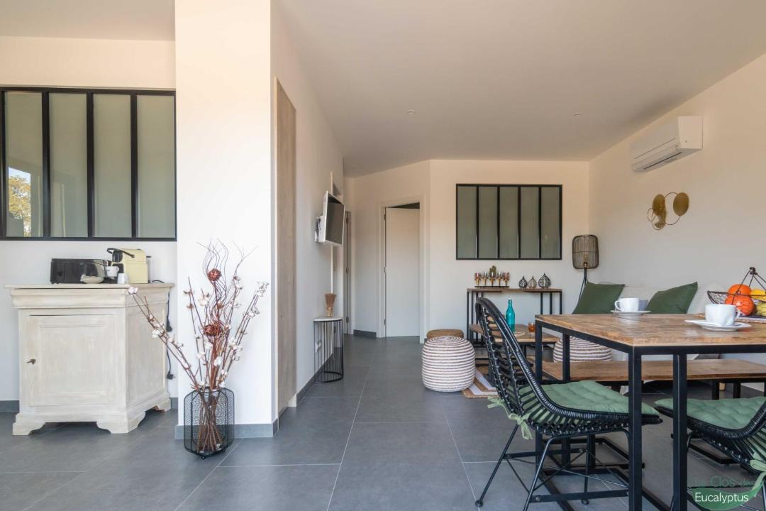 Photo of Others in Preconil