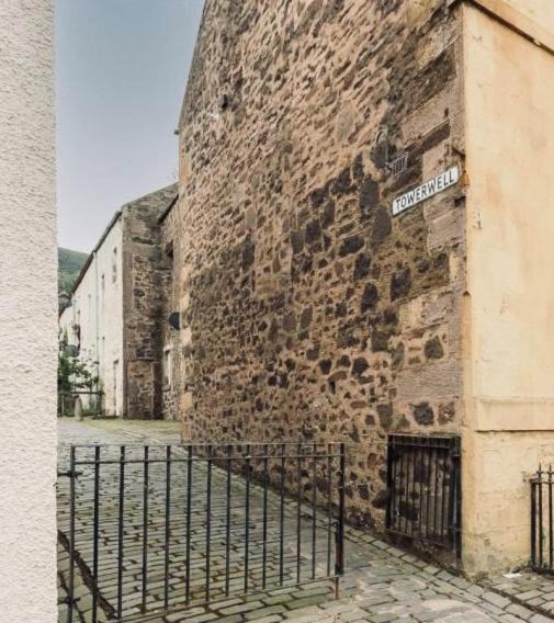 Photo of Buildings in Newburgh