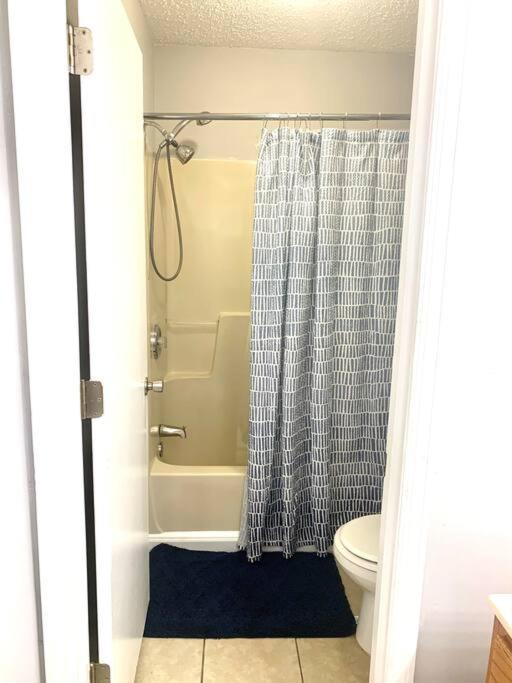 Photo of Others in Downtown Nashville