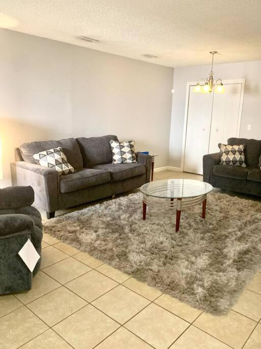 Photo of Livingroom in Downtown Nashville